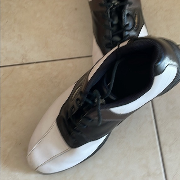 Golf shoes men, size 10 - Picture 2 of 3